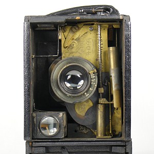 Image of Adams pneumatic shutter (uncocked)
