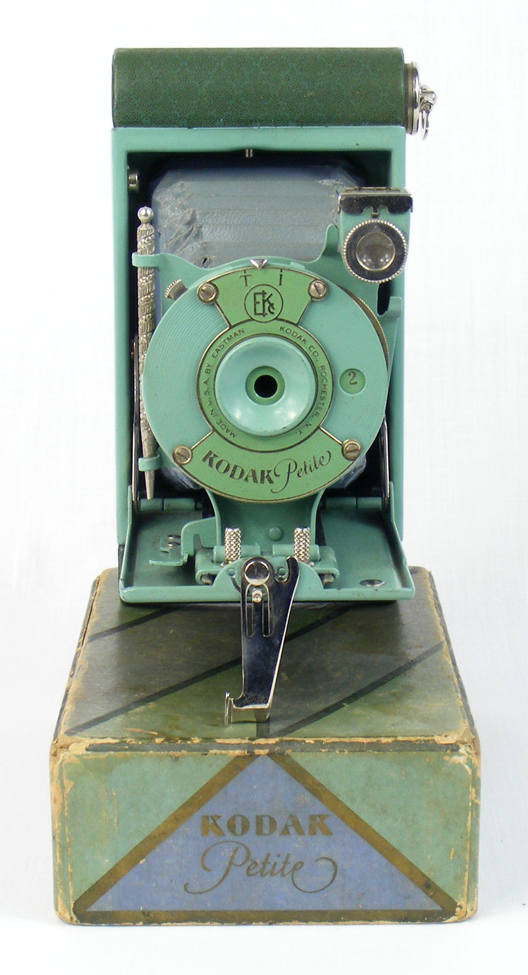 Image of Kodak Petite folding camera in Blue with box