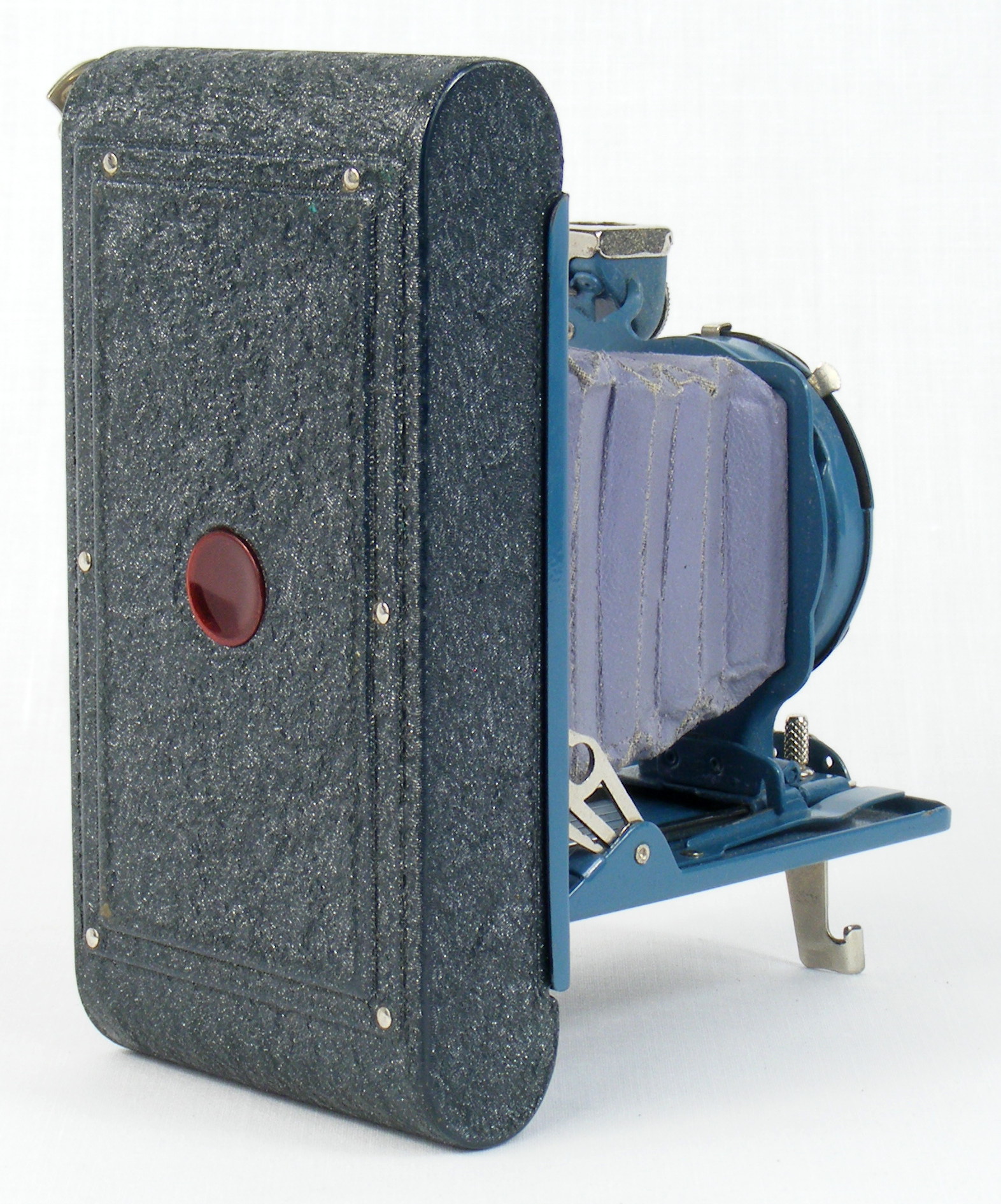 Image of Rainbow Hawk-Eye Vest Pocket camera (rear view)