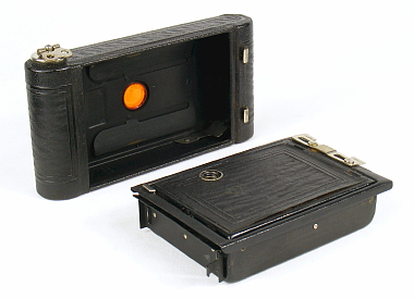 Image of later release mechanism on VPK Model B camera