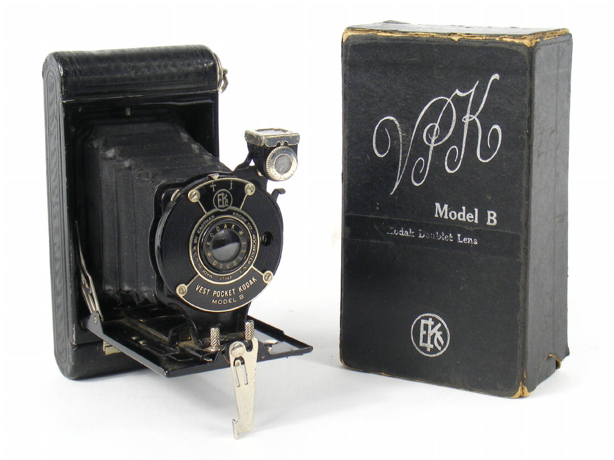 Image of Vest Pocket Kodak Model B Camera (Doublet lens, with box)