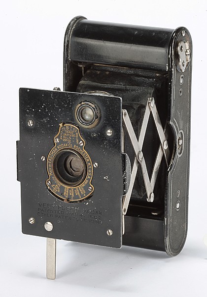 Image of Vest Pocket Kodak Camera with square cornered bellows
